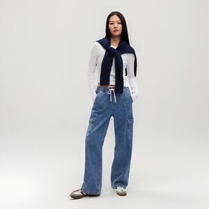 GAP Wide-Leg Denim Cargo Pants in Medium Blue